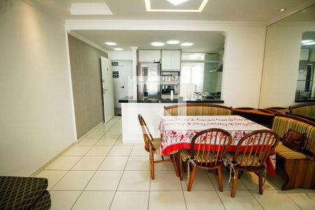 Sala de apartamento para alugar com 2 quartos, 69m² em Nova Mirim, Praia Grande