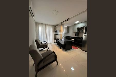 Sala de apartamento para alugar com 2 quartos, 100m² em Setor Bueno, Goiânia