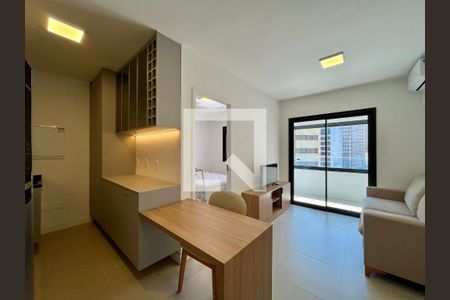 Sala de apartamento para alugar com 1 quarto, 43m² em Centro, Campinas