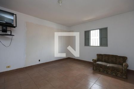 Suíte de casa à venda com 3 quartos, 350m² em Vila Morse, São Paulo