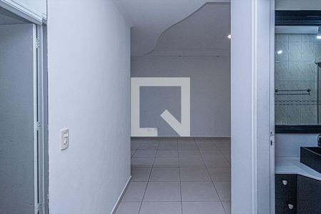 hall íntimo_2 de apartamento para alugar com 3 quartos, 68m² em Vila Mariana, São Paulo