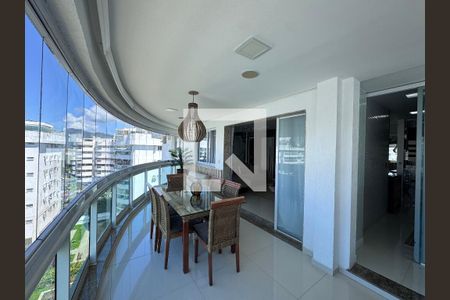 Varanda de apartamento para alugar com 3 quartos, 200m² em Recreio dos Bandeirantes, Rio de Janeiro