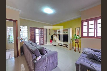 Casa à venda com 3 quartos, 125m² em Jardim Keralux, São Paulo