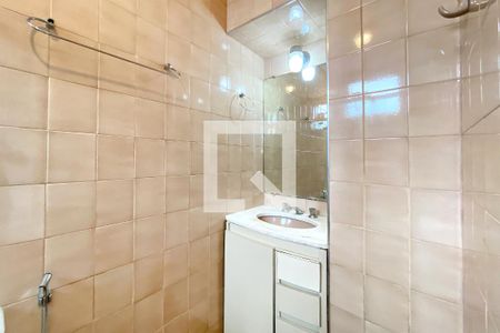 Banheiro da Suíte 1 de apartamento para alugar com 3 quartos, 100m² em Santo Agostinho, Belo Horizonte