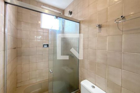 Banheiro da Suíte 1 de apartamento para alugar com 3 quartos, 100m² em Santo Agostinho, Belo Horizonte