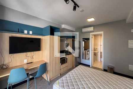 Quarto/Cozinha de kitnet/studio para alugar com 1 quarto, 29m² em Vila Gumercindo, São Paulo