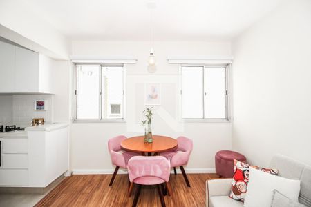 Sala de apartamento para alugar com 1 quarto, 55m² em Perdizes, São Paulo