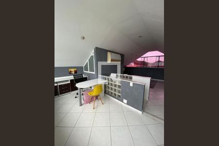 Casa para alugar com 4 quartos, 200m² em Barra da Tijuca, Rio de Janeiro