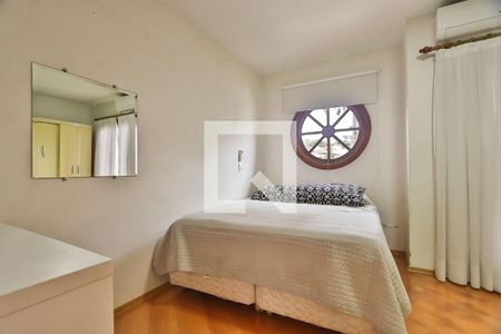 Casa à venda com 4 quartos, 304m² em Residencial Nove (Alphaville), Santana de Parnaíba