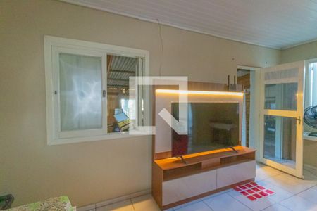 Sala de casa à venda com 2 quartos, 384m² em São José, Canoas