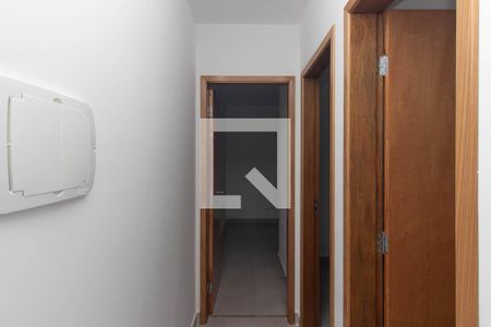 Corredor dos Quartos de apartamento para alugar com 2 quartos, 57m² em Carandiru, São Paulo