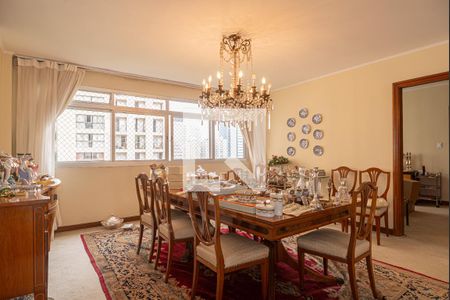 Sala de apartamento à venda com 3 quartos, 252m² em Morro dos Ingleses, São Paulo