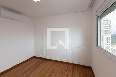 Suíte 1 de apartamento para alugar com 3 quartos, 180m² em Vila da Serra, Nova Lima