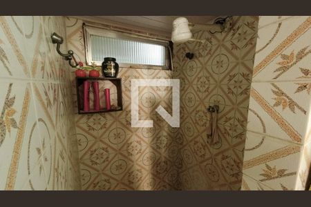 Banheiro de casa à venda com 2 quartos, 400m² em Bonsucesso, Rio de Janeiro