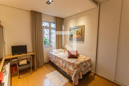 Quarto 1 de apartamento para alugar com 3 quartos, 105m² em Cruzeiro, Belo Horizonte