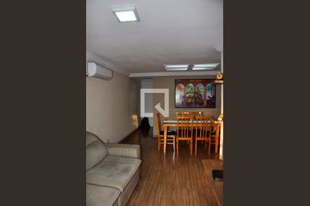 Detalhe - Sala e Sala de Jantar de apartamento à venda com 3 quartos, 68m² em Jardim Iris, São Paulo