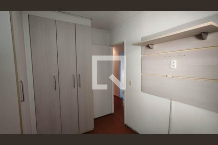 Quarto 2 de apartamento para alugar com 2 quartos, 45m² em Jardim Tua, São Paulo