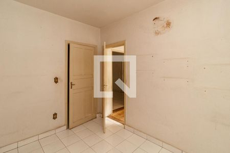 Quarto 2 de casa para alugar com 2 quartos, 85m² em Vila Constança, São Paulo