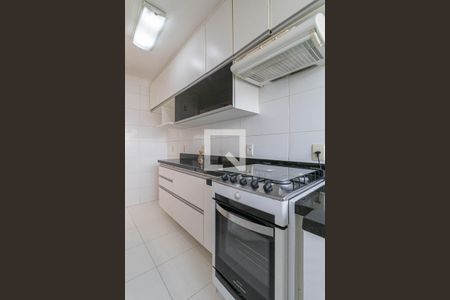 Sala/Cozinha/Área de Serviço  de apartamento para alugar com 3 quartos, 66m² em Vila Santana, São Paulo