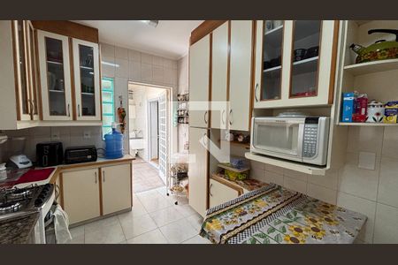 Casa à venda com 3 quartos, 191m² em Campo Belo, São Paulo