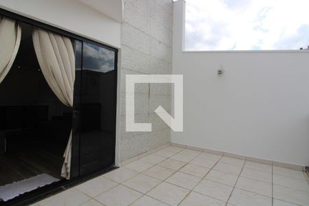 Varanda da Sala de casa para alugar com 5 quartos, 168m² em Jardim Nordeste, São Paulo