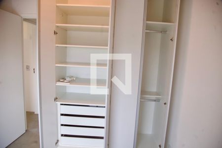 Quarto 1 de apartamento para alugar com 2 quartos, 70m² em Santo Amaro, São Paulo