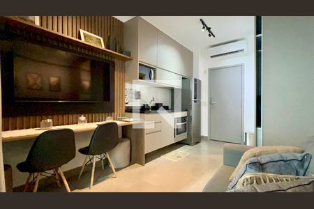 Sala de kitnet/studio para alugar com 1 quarto, 33m² em Pinheiros, São Paulo