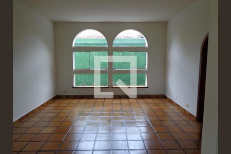 Casa à venda com 3 quartos, 840m² em Interlagos, São Paulo