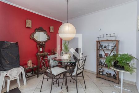 Casa à venda com 3 quartos, 158m² em Jardim Prudência, São Paulo