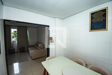Apartamento à venda com 3 quartos, 90m² em Itapoã, Belo Horizonte