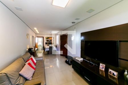 Sala de casa à venda com 2 quartos, 300m² em Ipê, Belo Horizonte