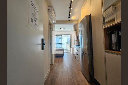 Entrada de kitnet/studio para alugar com 1 quarto, 32m² em Santo Amaro, São Paulo