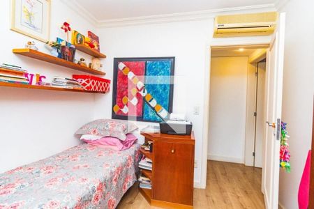 Quarto 3 de apartamento para alugar com 3 quartos, 133m² em Petrópolis, Porto Alegre