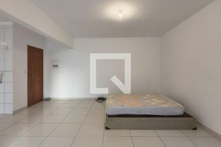 Sala de apartamento para alugar com 2 quartos, 80m² em Guilhermina, Praia Grande