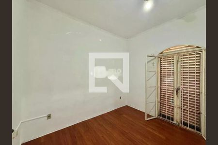 Foto 18 de casa à venda com 3 quartos, 157m² em Vila Iza, Campinas