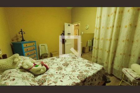 Casa à venda com 200m², 5 quartos e 2 vagasQuarto 2