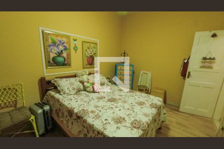 Casa à venda com 200m², 5 quartos e 2 vagasQuarto 2