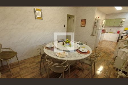 Casa à venda com 200m², 5 quartos e 2 vagasCopa