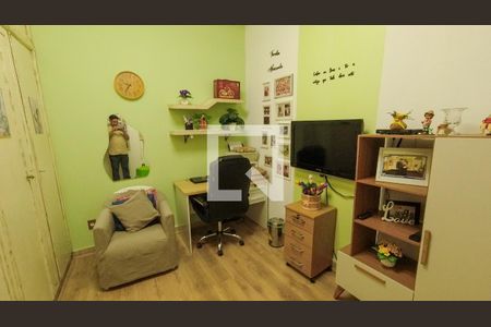 Casa à venda com 200m², 5 quartos e 2 vagasEscritório