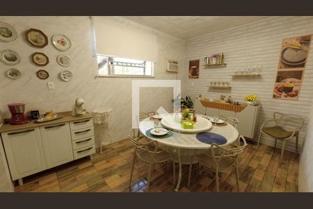 Casa à venda com 200m², 5 quartos e 2 vagasCopa