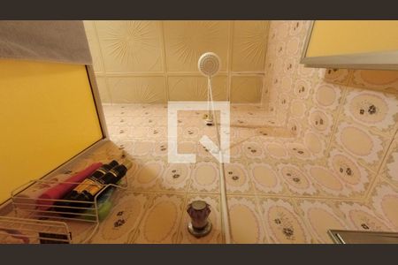 Casa à venda com 200m², 5 quartos e 2 vagasBanheiro da Suíte