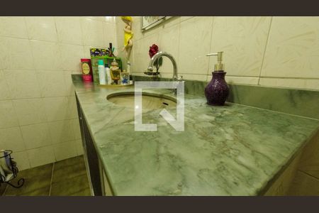 Casa à venda com 200m², 5 quartos e 2 vagasBanheiro Social