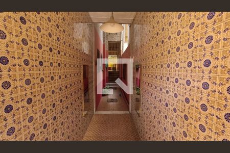 Casa à venda com 200m², 5 quartos e 2 vagasCorredor