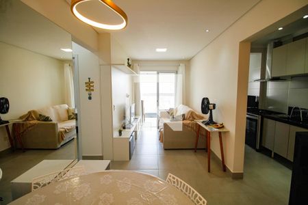 Sala de apartamento para alugar com 1 quarto, 57m² em Aviação, Praia Grande