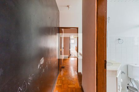 Corredor de casa à venda com 2 quartos, 130m² em Campo Belo, São Paulo