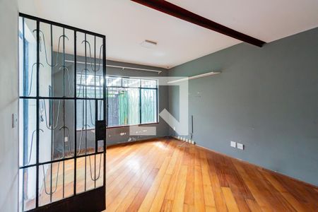 Sala 1 de casa à venda com 2 quartos, 130m² em Campo Belo, São Paulo