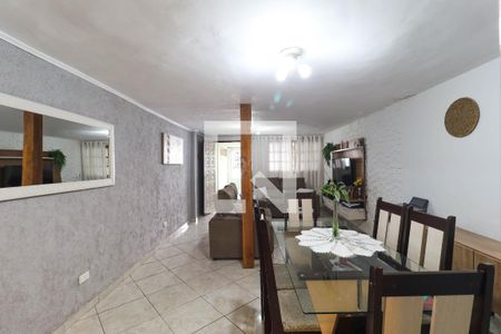 Casa à venda com 3 quartos, 220m² em Vila Guilherme, São Paulo