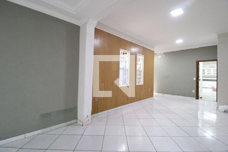 Sala de casa para alugar com 4 quartos, 300m² em Patrimônio, Uberlândia