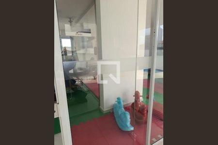Apartamento à venda com 2 quartos, 45m² em Km 18, Osasco