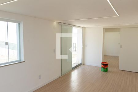 Sala de casa para alugar com 2 quartos, 90m² em Campo Grande, Rio de Janeiro